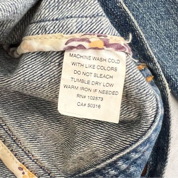 Hollister Surf 1972 Denim Jacket With Stud Details Size Medium - Picture 6 of 14